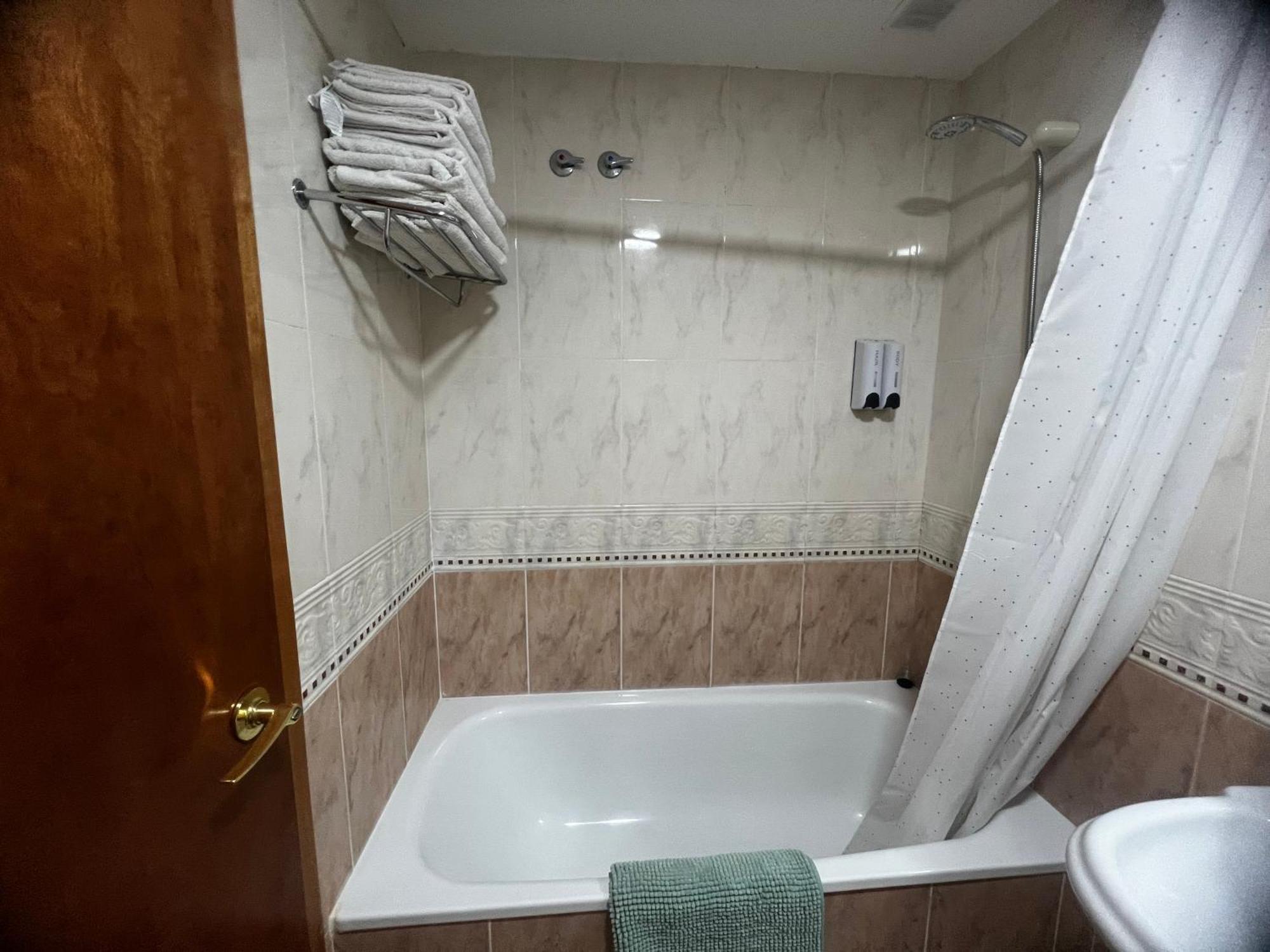 Carbonell- Buena Zona Y Cerca De Todo Appartement Lloret de Mar